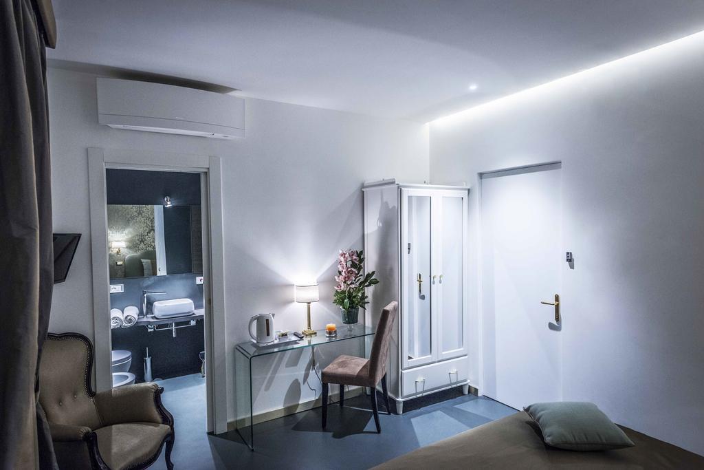Residenza Monfy Hotel Rome Bagian luar foto